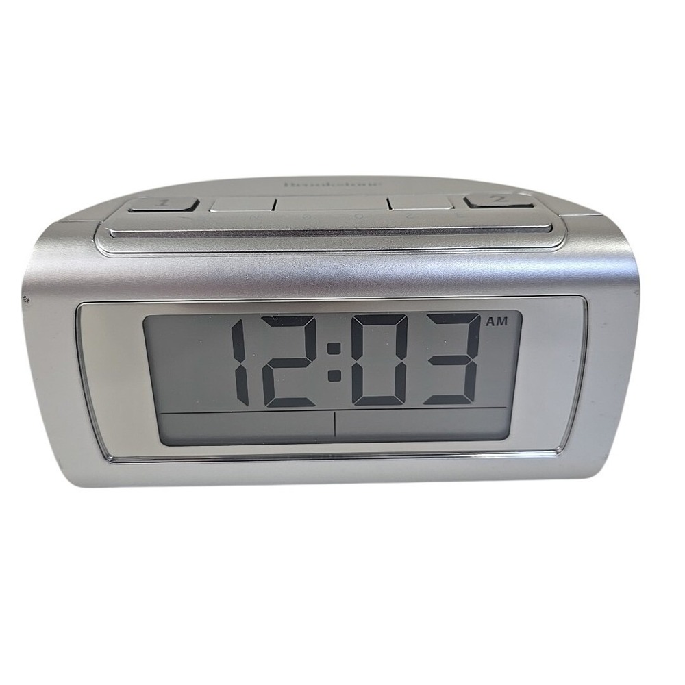 Brookstone TimeSmart Self Setting Digital Dual Alarm Clock Model 4510